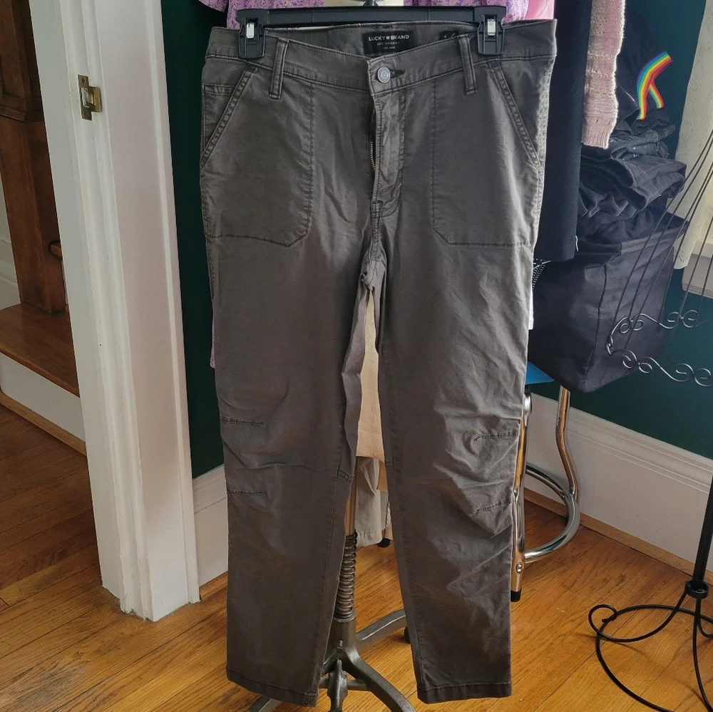LUCKY BRAND The Cargo Straight Leg Grey Pants Size 27 - Picture 2 of 9